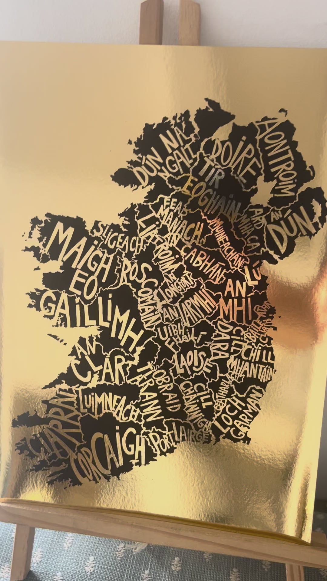 Ireland/Eire Gold Print